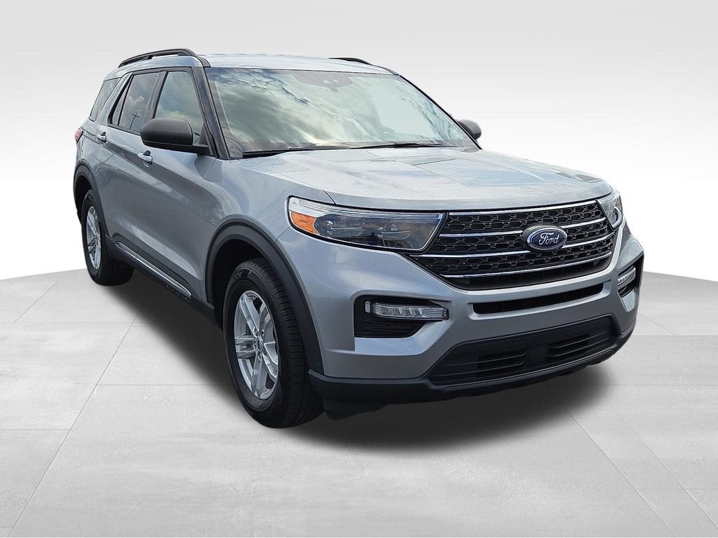 2023 Ford Explorer XLT in Silver — front three-quarter view