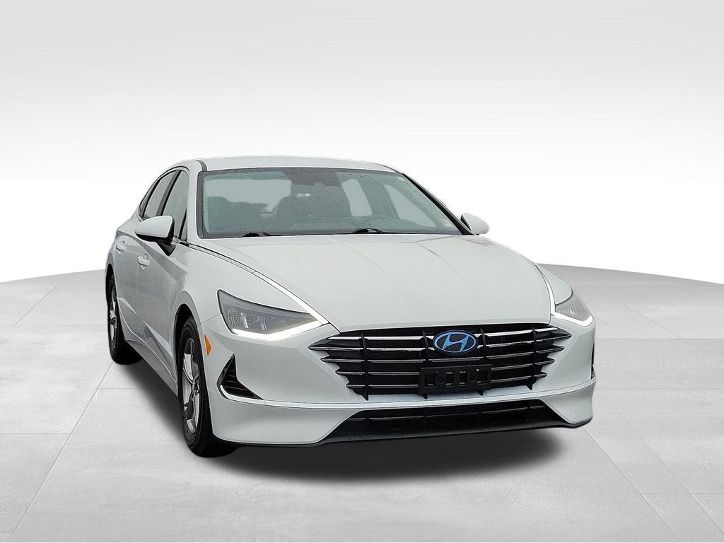 2020 Hyundai Sonata SE in White — front three-quarter view