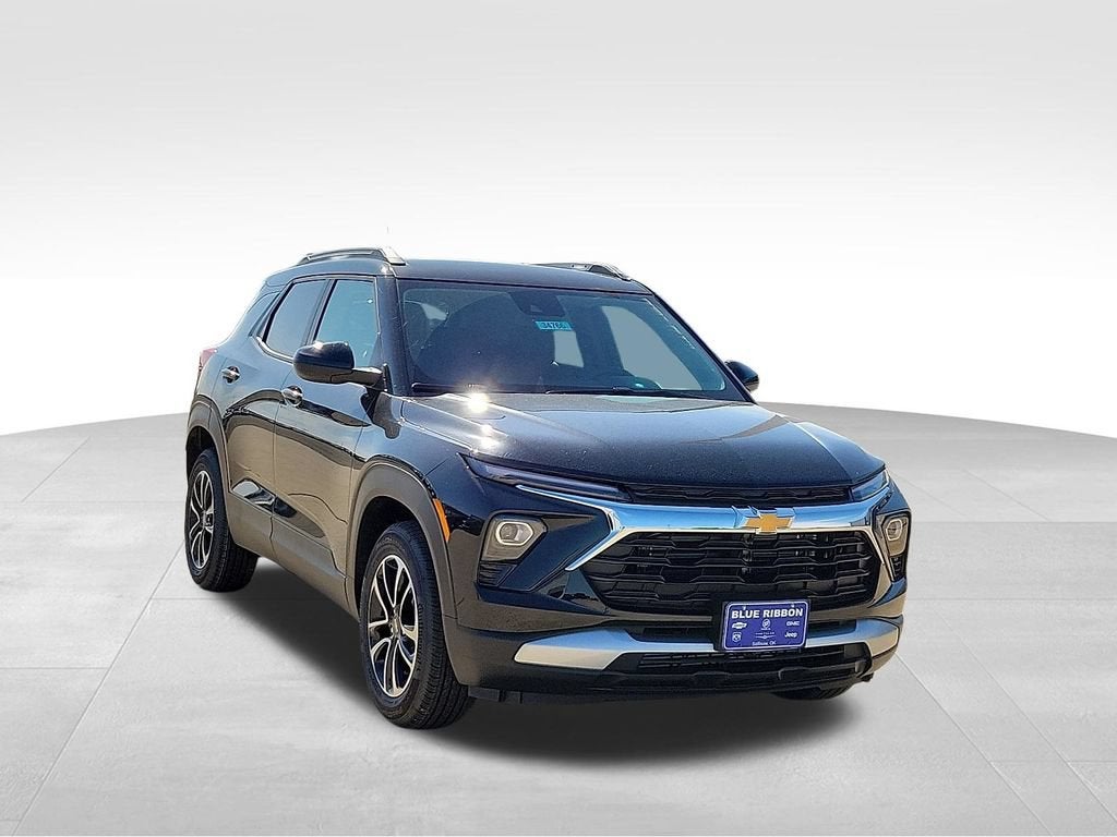 2026 Chevrolet Trailblazer LT in Mosaic Black Metallic — front three-quarter view