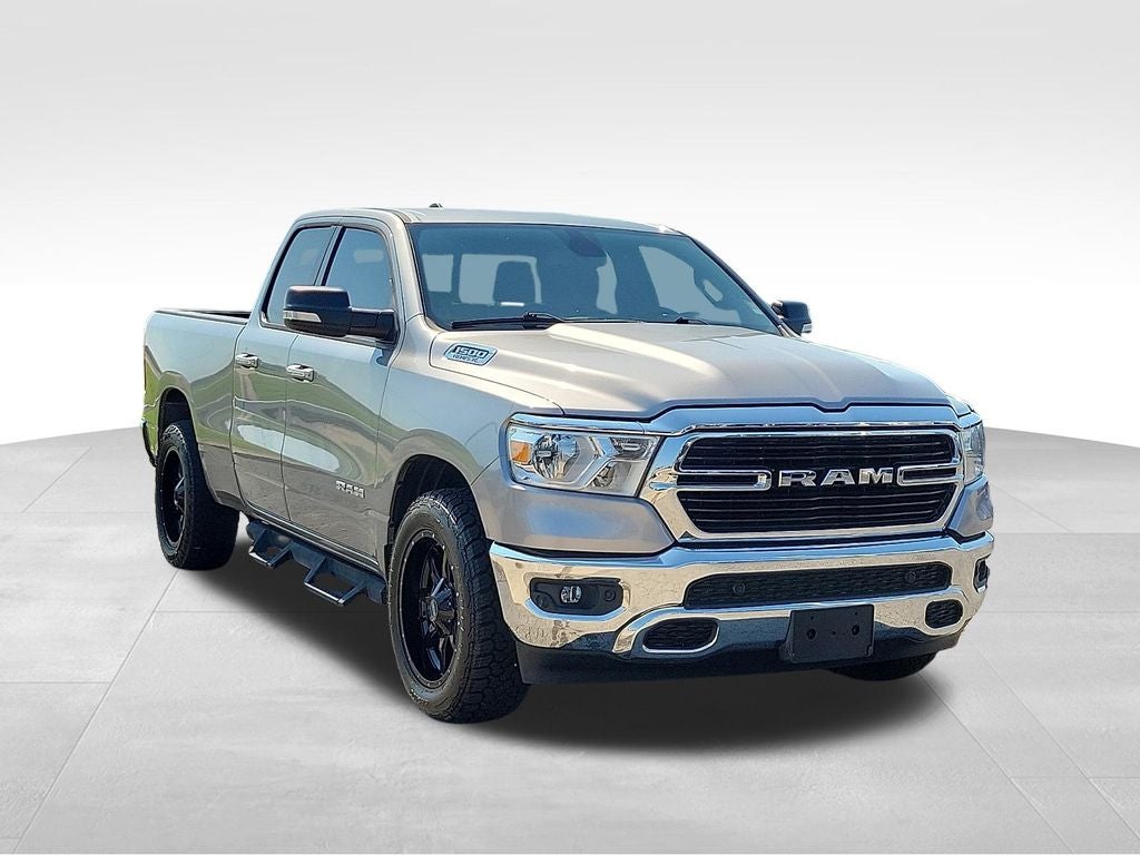 2019 RAM 1500 Big Horn/Lone Star in Billet Silver Metallic Clearcoat — front three-quarter view
