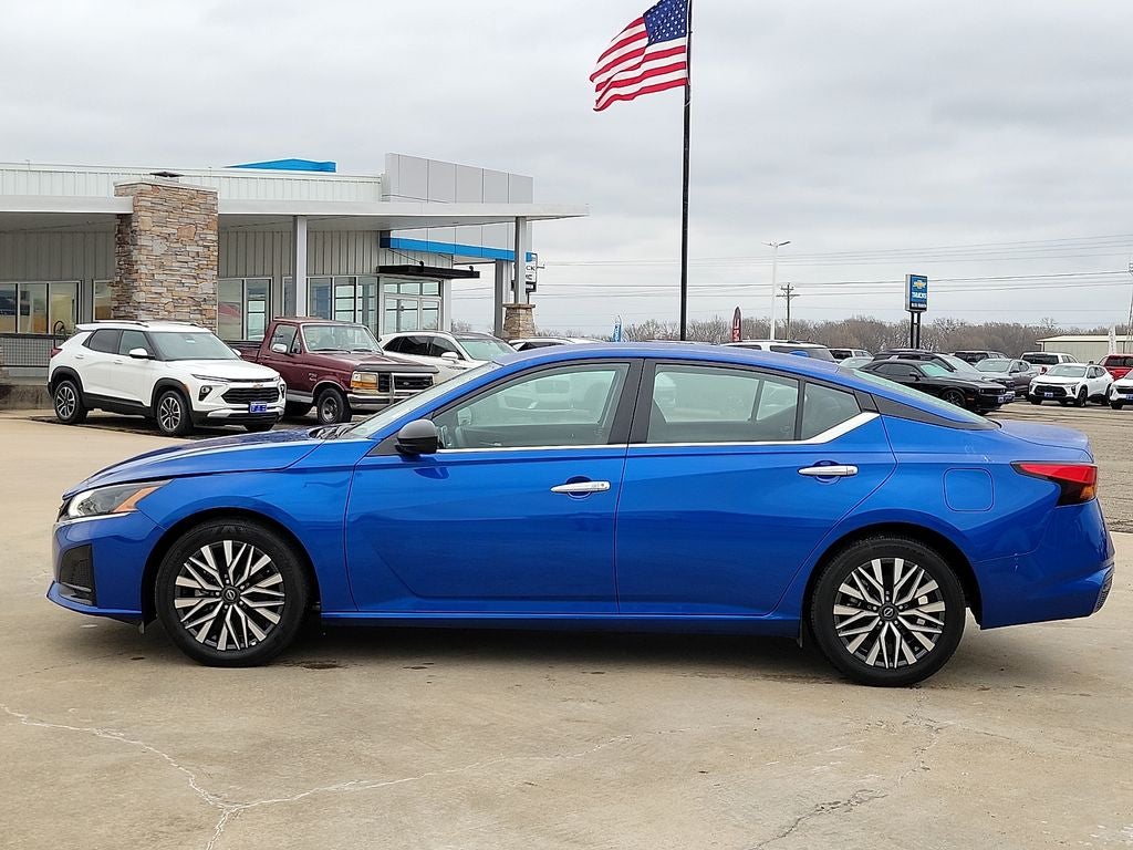 2025 Nissan Altima — rear three-quarter view