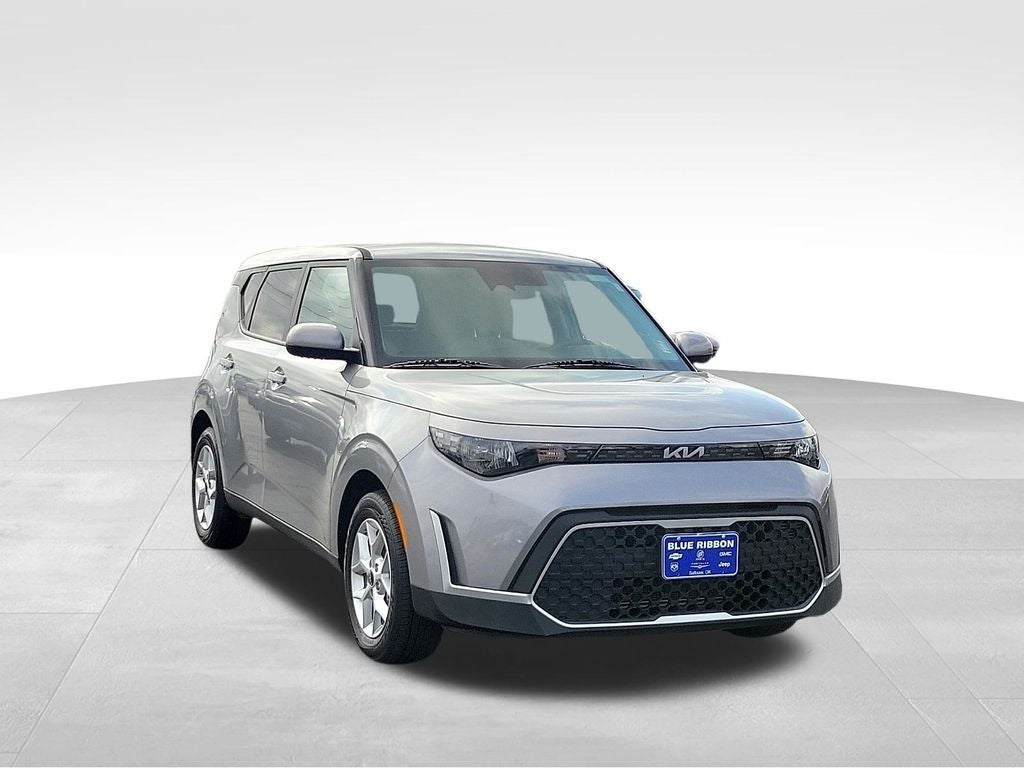 2025 Kia Soul LX in Gray — front three-quarter view