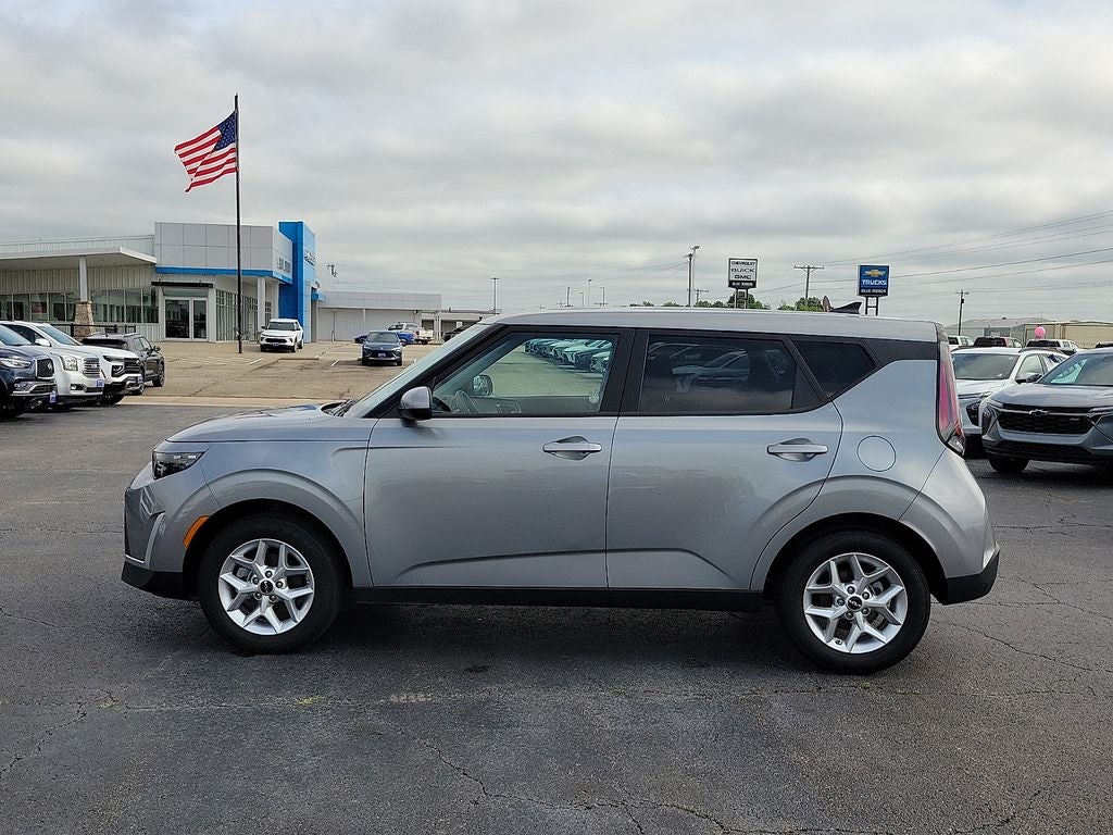 2025 Kia Soul — rear three-quarter view